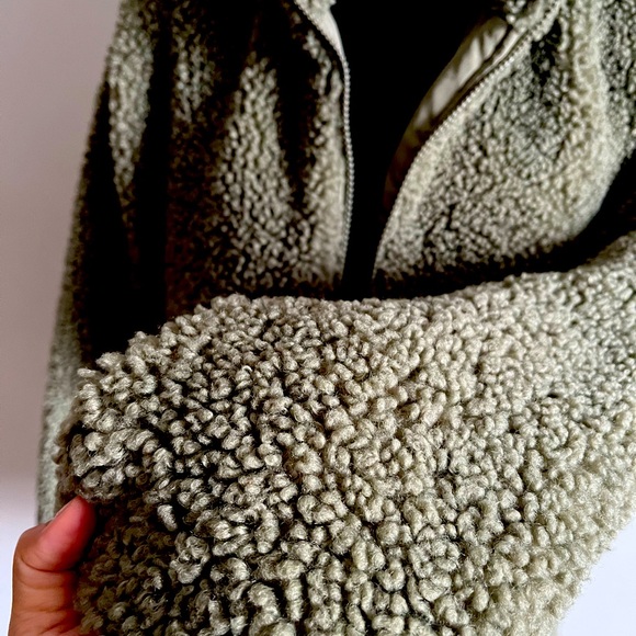 32 Degrees Jacket - Picture 2 of 6